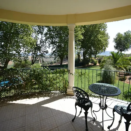 Villa In Obidos With Pool And Vineyards, Cleaning Included