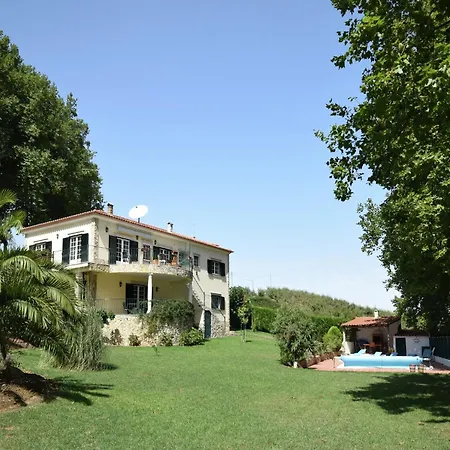 Villa In Obidos With Pool And Vineyards, Cleaning Included